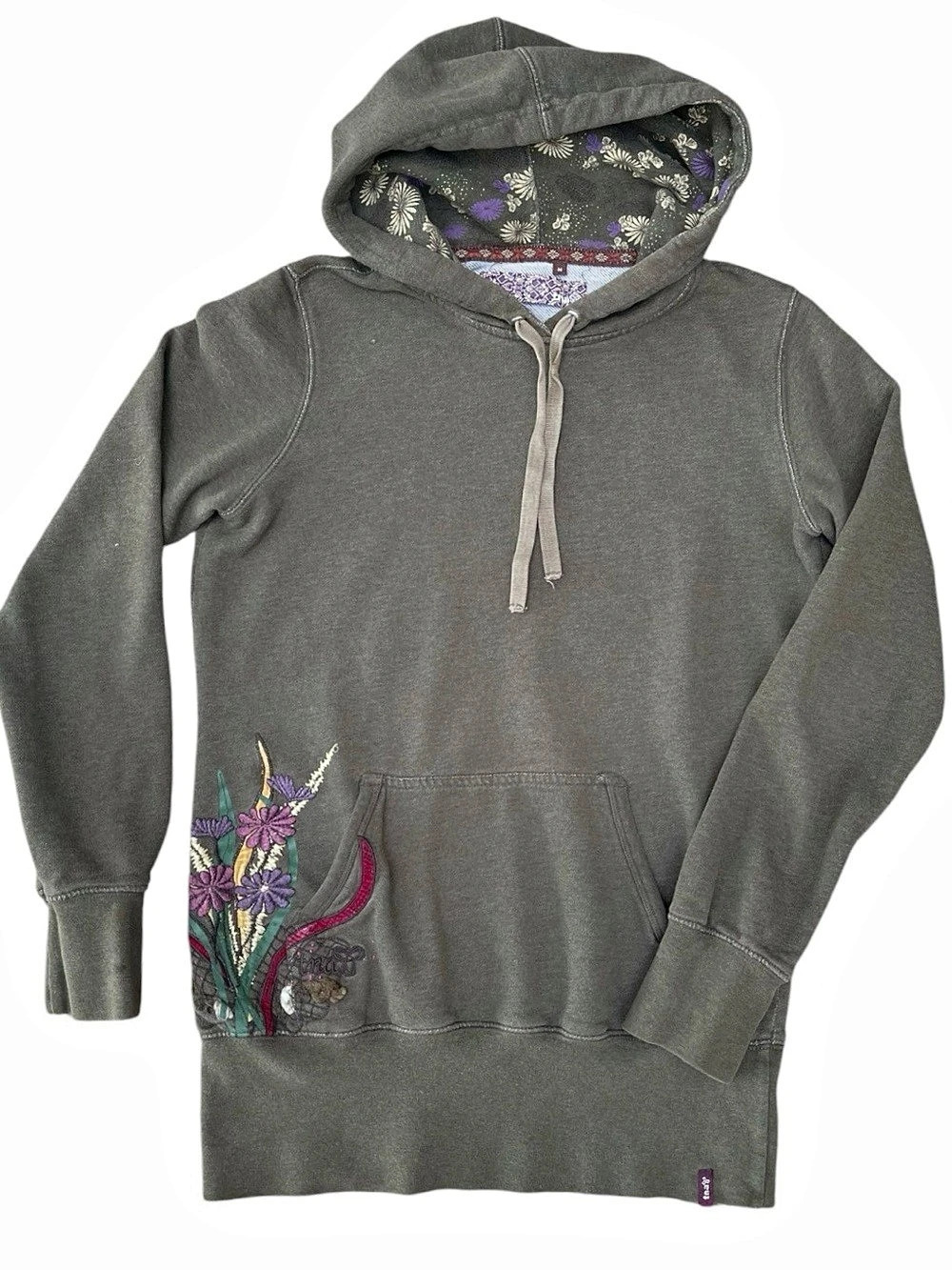 TNA Aritzia Vintage Embroidered Floral Hoodie Washed Olive Green Size M